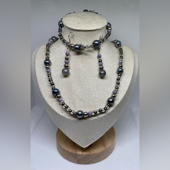 #020 set. - Picture 1 of 2